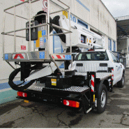 Nacelle Snake 147 compacte et efficace pour les travaux en hauteur jusqu'à 13,8 m en Alpes et alentours - disponible en achat neuf et en location de courte à longue durée Nacelle Snake 147 compacte et efficace pour les travaux en hauteur jusqu'à 13,8 m en Alpes et alentours - disponible en achat neuf et en location de courte à longue durée