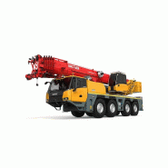 Grue mobile routière SAC 700 E - Capacité de levage 70 t, flèche 50 m, télécommande sans fil