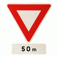 Panneau de priorité AB3b - Cédez le passage à l'intersection - pré signalisation conforme aux normes NF et CE Panneau de priorité AB3b - Cédez le passage à l'intersection - pré signalisation conforme aux normes NF et CE