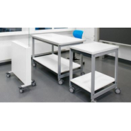 Tableau d'appoint pour les expériences passionnantes dans la salle de préparation