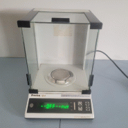 Balance de précision PRECISA 125A 125g / 0.1g Balance de précision PRECISA 125A 125g / 0.1g