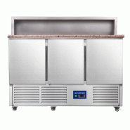 Saladette réfrigérée GN1/1 positive avec Compartiments GN et Plan de travail Granit 3 portes 400L CUISTANCE