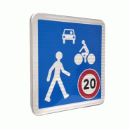 Panneau B52 - Entrée d'une zone de rencontre