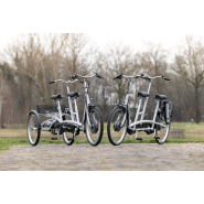 Tricycle Twinny Plus avec deux roues à l'arrière pour une meilleure stabilité_1