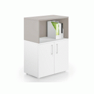 Armoire basse portes battantes avec réhausse en stratifié Armoire basse portes battantes avec réhausse en stratifié