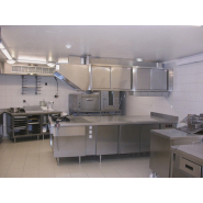 Laboratoire de pâtisserie pour salle de réception- Cuisson, hotte, mobilier et rangement inox Laboratoire de pâtisserie pour salle de réception- Cuisson, hotte, mobilier et rangement inox