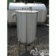 Bac de lancement 350 L avec demi-couvercle - 3 pieds, 3 sondes de niveau, plusieurs piquages
