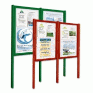 Vitrine tradition sur pieds - cadre aluminium 30mm - simple face avec porte battante et plexichocs 4mm_1