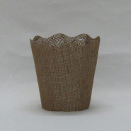 Pot en jute naturel bords dentelés avec interieur PET Ø12,5 H12,5 cm - par 12