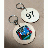 Porte-clés en bois naturel, personnalisable WOOP - Référence 102119