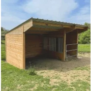 Abri avec râtelier en bois Douglas - ABRATBOIS - optimisé pour le nourrissage des chevaux_0