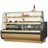 Vitrine réfrigérée pâtissière d'occasion - Froid ventilé +2/+8°C - 1320 x 900 x 1400 mm - Garantie 3 mois Vitrine réfrigérée pâtissière d'occasion - Froid ventilé +2/+8°C - 1320 x 900 x 1400 mm - Garantie 3 mois