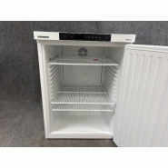 Armoire de laboratoire positive ventilée  Liebherr LKUv 1610