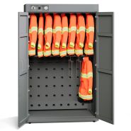 Armoire de séchage par condensation - 16 vestes et pantalons de travail - Chauffée et sécurisée