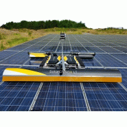 Robot de nettoyage solaire polyvalent - Pour installations fixes ou mobiles - SOLARCLEANO - Modèle L1 - Nettoyage de panneaux photovoltaïques - Jusqu'à 2000 m²/h Robot de nettoyage solaire polyvalent - Pour installations fixes ou mobiles - SOLARCLEANO - Modèle L1 - Nettoyage de panneaux photovoltaïques - Jusqu'à 2000 m²/h