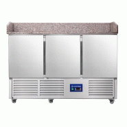 Saladette réfrigérée GN1/1 positive avec Plan de travail et Rebords Granit 3 portes 400L CUISTANCE