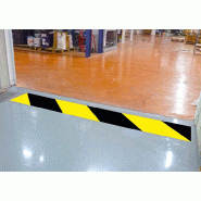 Marquage au sol adhésif-zone Porte coupe-feu_0