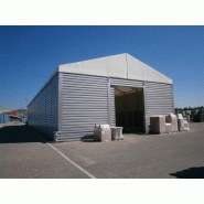 Entrepôt modulaire de stockage aspire / structure en aluminium / toiture en pvc / bardage en panneaux sandwich / ancrage au sol avec platine / système de chauffage