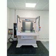 Presse hydraulique d'embossage / découpe / surcoupe – Modèle BT4 – 90 à 180 tonnes