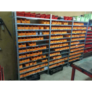 Rayonnage mi-lourd tôlé idéal pour le stockage de charges encombrantes (cartons, pièces de quincaillerie etc.)