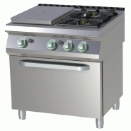 Rm gastro - fourneau 2 feux vifs + plaque coup de feu sur four gaz gn 2/1 Rm gastro - fourneau 2 feux vifs + plaque coup de feu sur four gaz gn 2/1