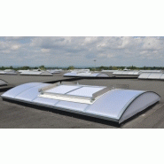 Lanterneau ponctuel ecobac dv 110 pour voûte / sur embase en polyester / avec protection solaire / 190 x 170 cm