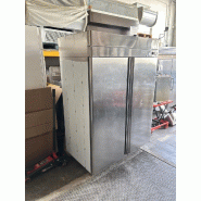Armoire réfrigérée positive 2 portes 1400 L d'occasion - Réfrigérant R134 - Température -2/+8°C - Puissance 480W Armoire réfrigérée positive 2 portes 1400 L d'occasion - Réfrigérant R134 - Température -2/+8°C - Puissance 480W