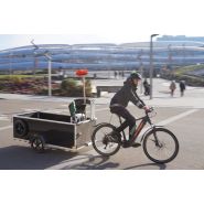 Remorque propreté urbaine pour les points d'apport volontaire de déchets