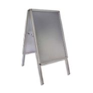 Deflecto stop trottoir en aluminium clipsable a1. Dimensions l x h x p : 109 x 69 x 11 Deflecto stop trottoir en aluminium clipsable a1. Dimensions l x h x p : 109 x 69 x 11