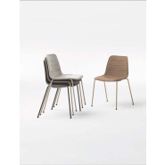 Chaises empilables