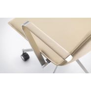 Jack - fauteuil de bureau ergonomique Girsberger France - confort et design minimaliste_1