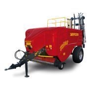 Presse à balle Sr 608 équipée d'un ameneur rotatif