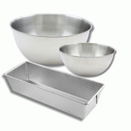 Set de pâtisserie avec 1 Moule Cake 30cm, 1 spatule Zenker et 2 bols à mixer en inox Fackelmann - gris métal 3176239936544