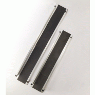 Rampe télescopique en aluminium anodisé - Largeur 155mm - Longueur 750mm à 1220mm - Charge 430kg Rampe télescopique en aluminium anodisé - Largeur 155mm - Longueur 750mm à 1220mm - Charge 430kg