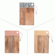 Planche à découper rectangle Atika 35 cm (1 modèle aléatoire - Décoré Rectangle Bois Table Passion 35.2x22.8 cm - multicolore Bois massif 3106 Planche à découper rectangle Atika 35 cm (1 modèle aléatoire - Décoré Rectangle Bois Table Passion 35.2x22.8 cm - multicolore Bois massif 3106
