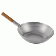 Wok en acier doux (Ø)330 mm à fond plat et manche en bois - 3666562002110 Wok en acier doux (Ø)330 mm à fond plat et manche en bois - 3666562002110