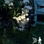 Power spot 800 lm detect - spot solaire - watt & home - 800 lumens - 401 220 Power spot 800 lm detect - spot solaire - watt & home - 800 lumens - 401 220