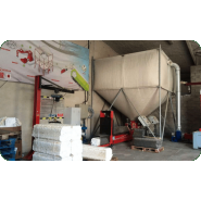 Compacteur à polystyrène (PES) pour l'essorage et la séparation des produits d'emballage humides