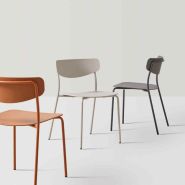 LEA, chaise empilable, esprit rétro. Pour la réunion ou le restaurant