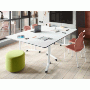 Table sur roulettes avec plateau rabattable Table sur roulettes avec plateau rabattable