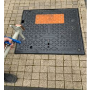 Tampon fonte de voirie