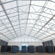 Entrepôt logistique démontable - Stockage palettes, flux rapides, e-commerce - Installation express, structure acier robuste