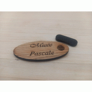 Badge personnalisé en bois naturel - NATURA