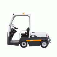 Chariot Tracteur Industriel électrique à 4 roues SIMAI TE 80IXB conçue pour des capacités de charge allant jusqu'à 8000 kg en Alpes - disponible en achat neuf et en location de courte à longue durée Chariot Tracteur Industriel électrique à 4 roues SIMAI TE 80IXB conçue pour des capacités de charge allant jusqu'à 8000 kg en Alpes - disponible en achat neuf et en location de courte à longue durée