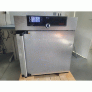 Etuve / incubateur universel MEMMERT UF110 / 300 °C / 108 Litres Etuve / incubateur universel MEMMERT UF110 / 300 °C / 108 Litres