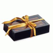 Boite chocolats carton noir intérieur or à fenêtre 14,5x7,5x3,5cm - par 50