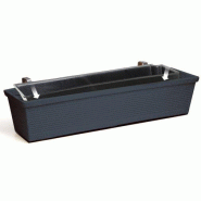 Balconnière suspendue - Polyéthylène - Hauteur 220 mm - Longueur 605 à 1210 mm - Largeur 260 mm - Volume 22 à 44 Litres - Fabrication française Balconnière suspendue - Polyéthylène - Hauteur 220 mm - Longueur 605 à 1210 mm - Largeur 260 mm - Volume 22 à 44 Litres - Fabrication française