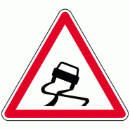 Panneau A4 - Chaussée particulièrement glissante