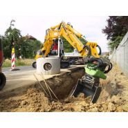 Tiltrotator avec couronne de rotation épaisse et robuste
