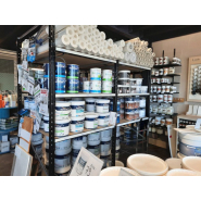 Rayonnage magasin modulaire, esthétique parfait pour l'aménagement et le rangement commercial dédié aux surfaces entre 100m2 et 10000m2